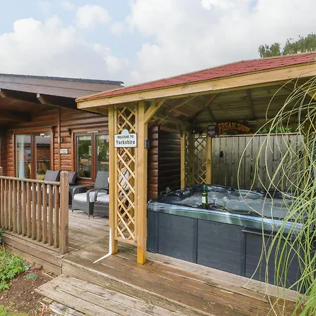 펜션 Cornfield 노샐러톤